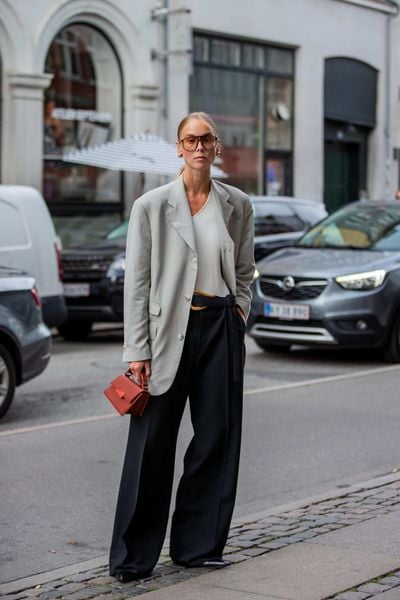 Phối đồ với các gam màu trung tính