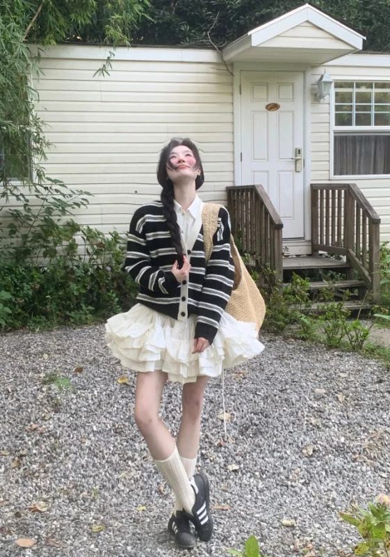 du lịch mùa thu nữ