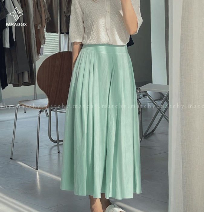 Phối đồ với màu xanh mint - áo hoa nhí