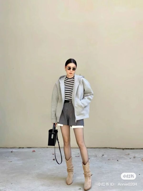 du lịch mùa thu nữ