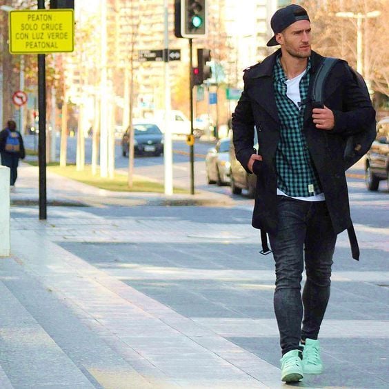 3_5349d7b642664409a6b1191fd2f62cb5_grande