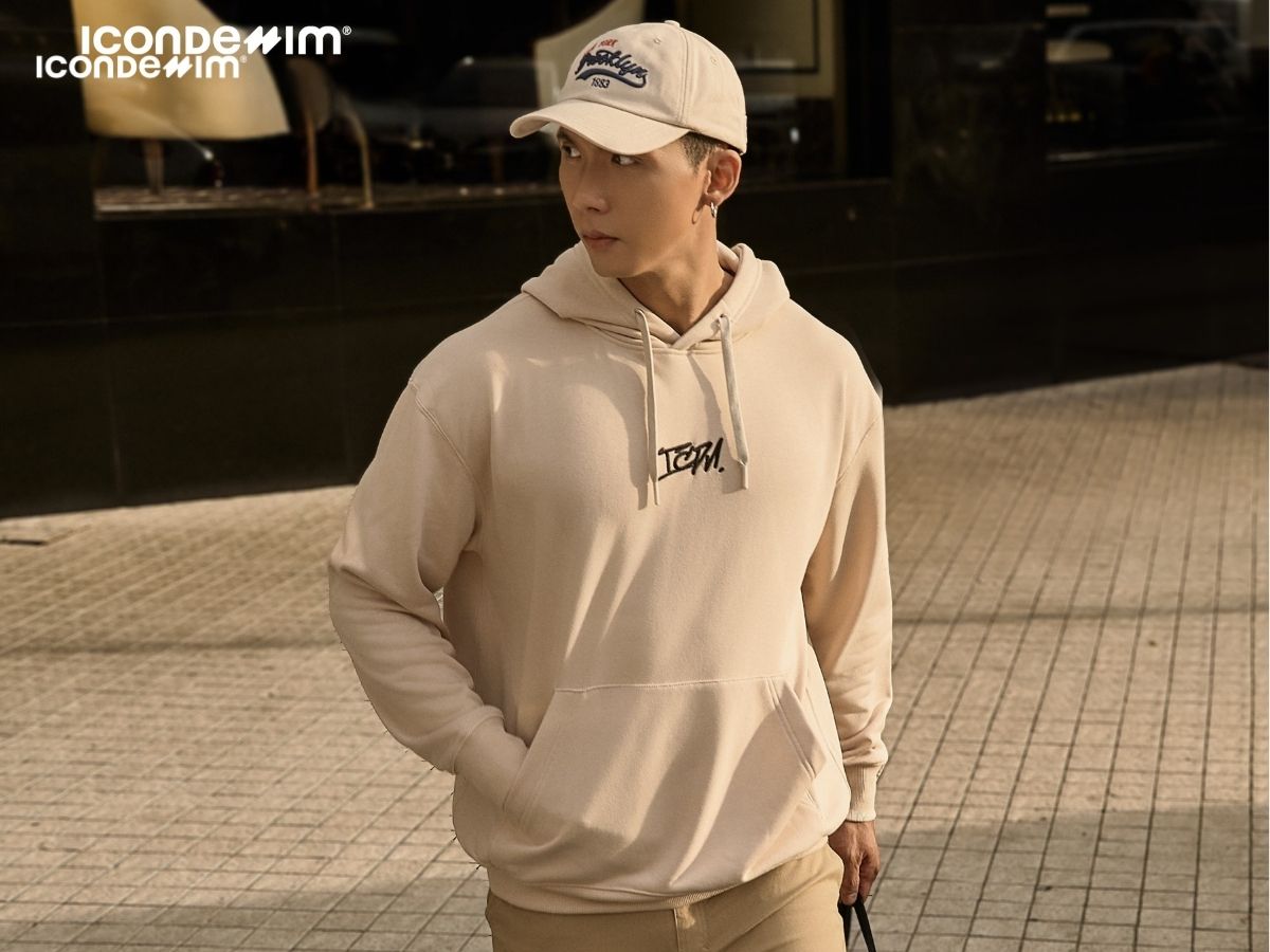 Áo hoodie form rộng