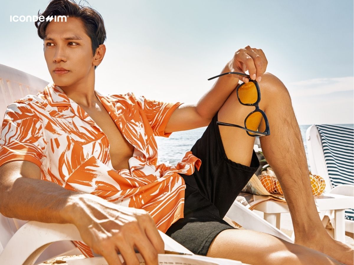 Kết hợp áo sơ mi hoạ tiết với quần short