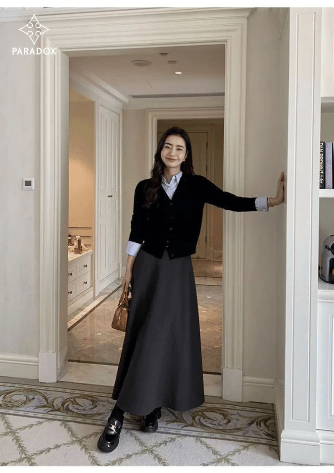 Chân váy len dài phối với áo gì đẹp? - áo khoác cardigan