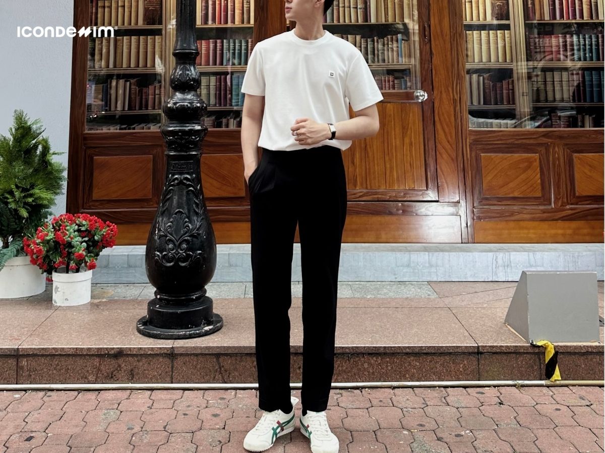 Phối đồ basic quần jeans áo thun trắng