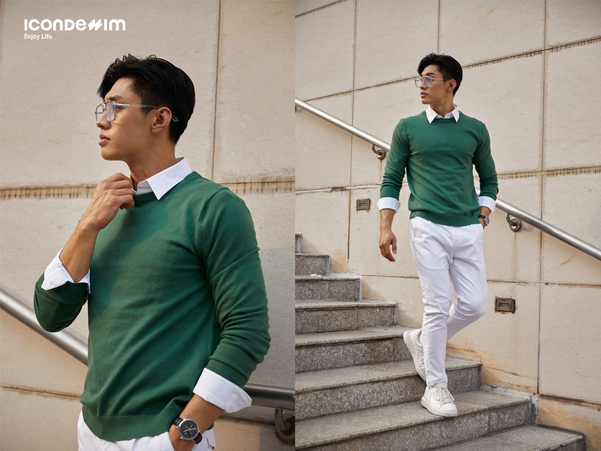 Phối đồ áo sơ mi trắng và áo sweater