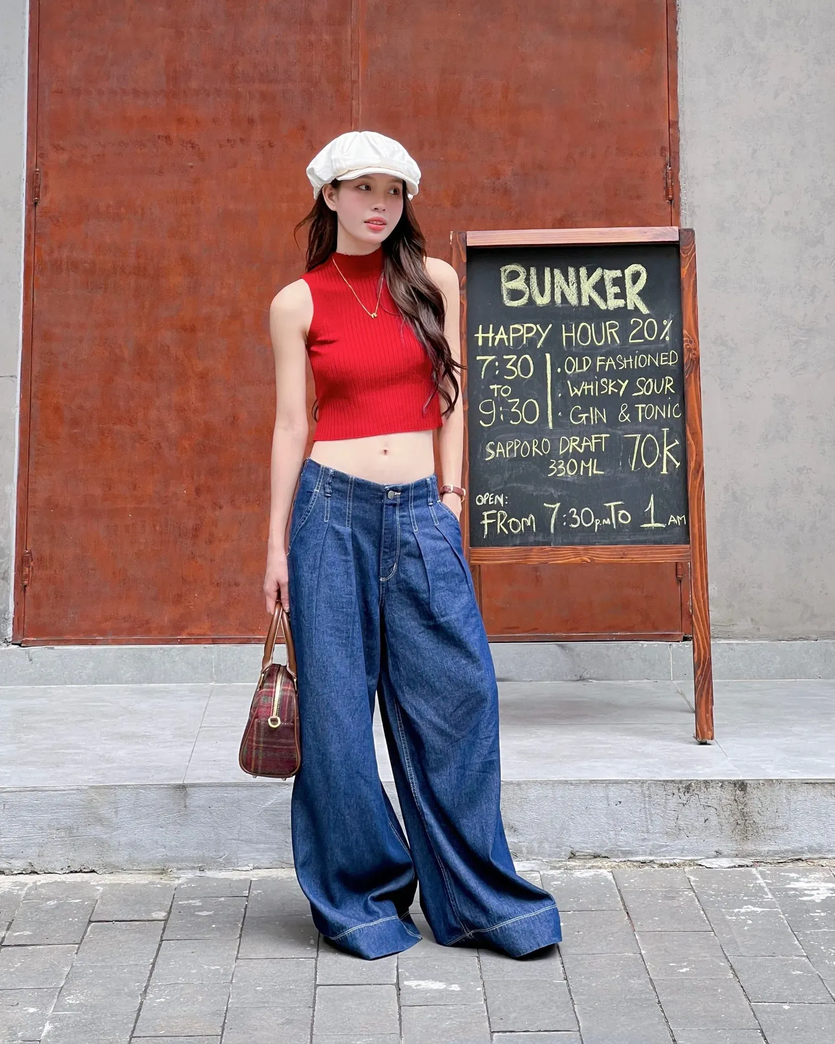 áo len cộc tay phối quần jean