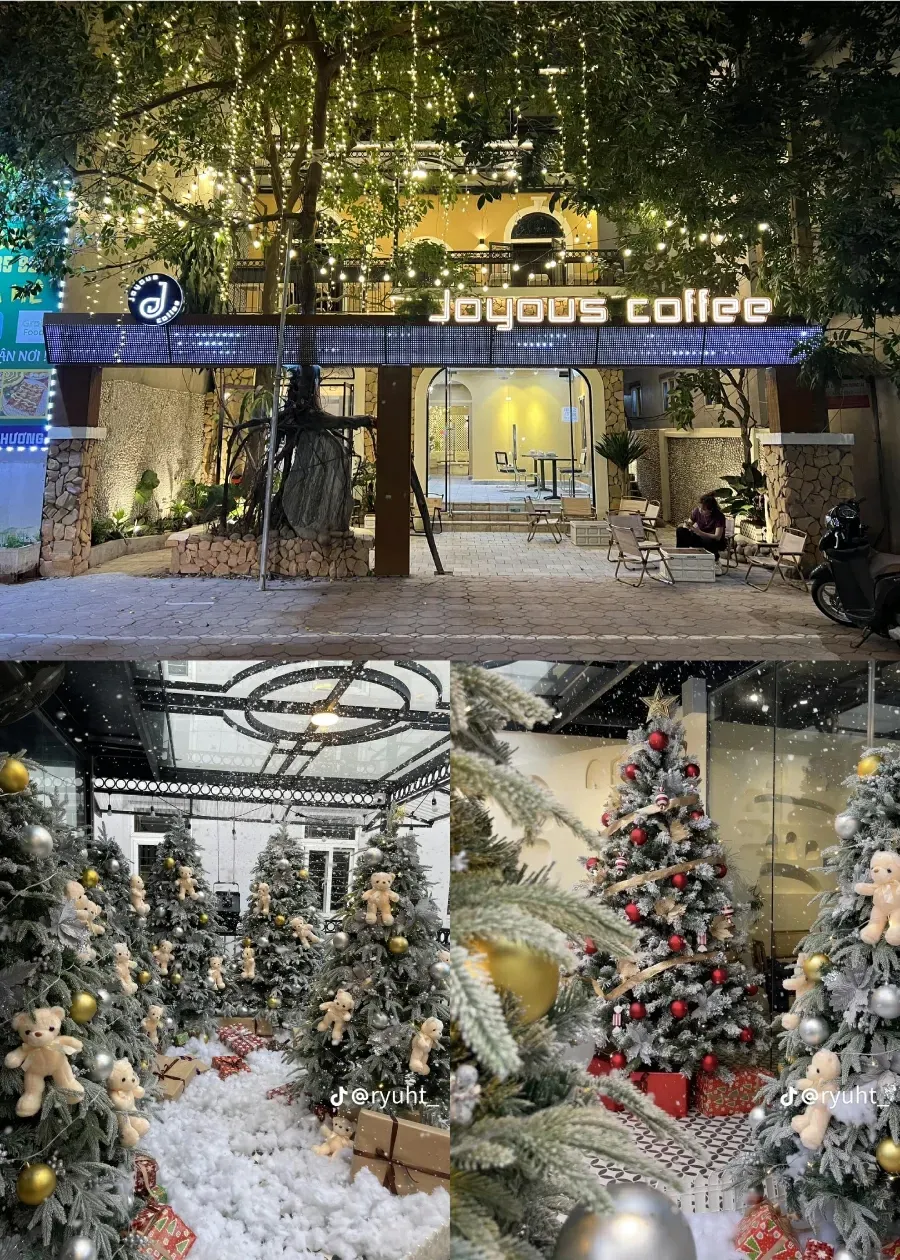 Joyous Coffee được decor Noel với nhiều góc chụp khác nhau