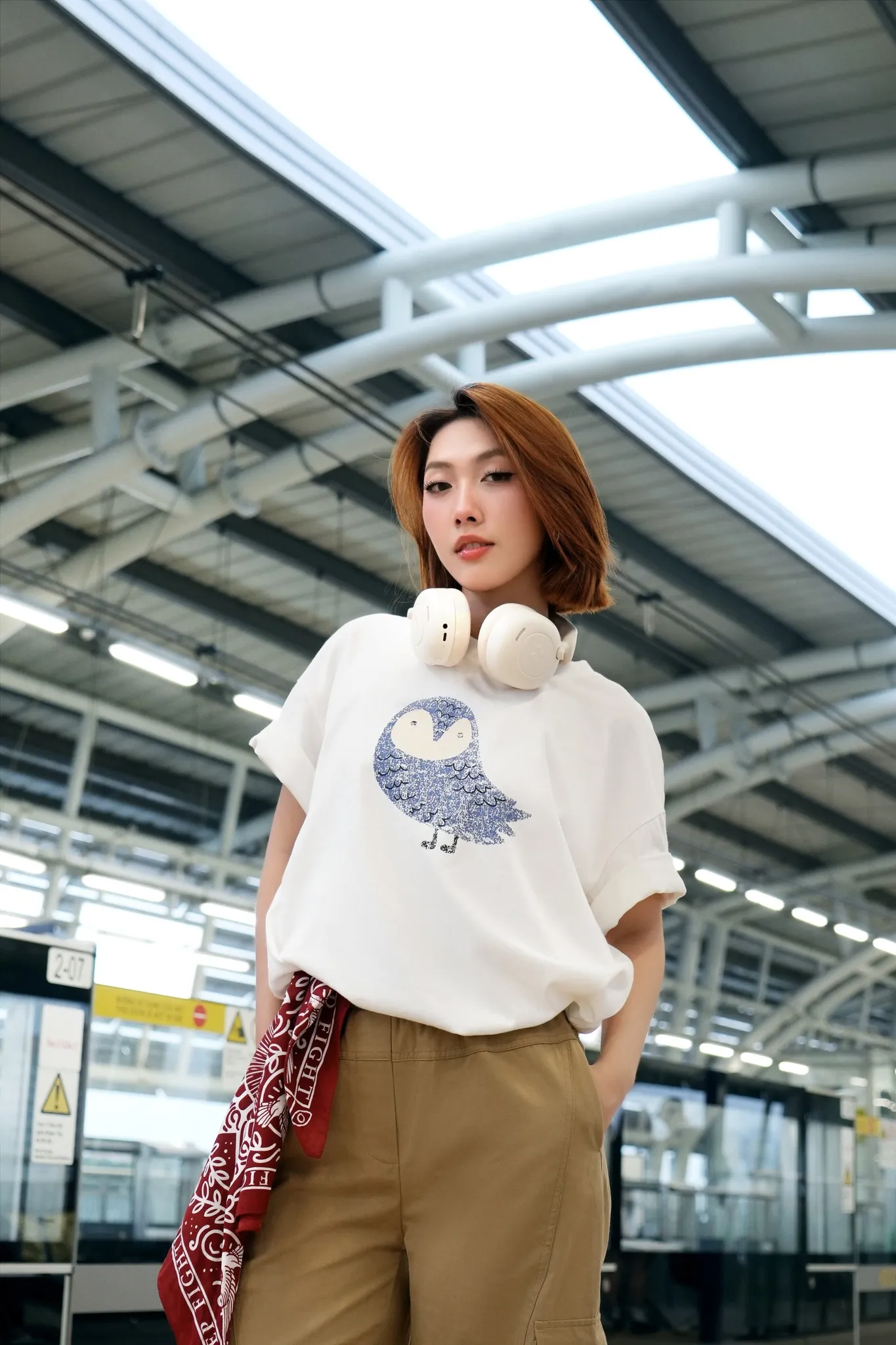 Áo thun nữ form rộng cá tính, năng động