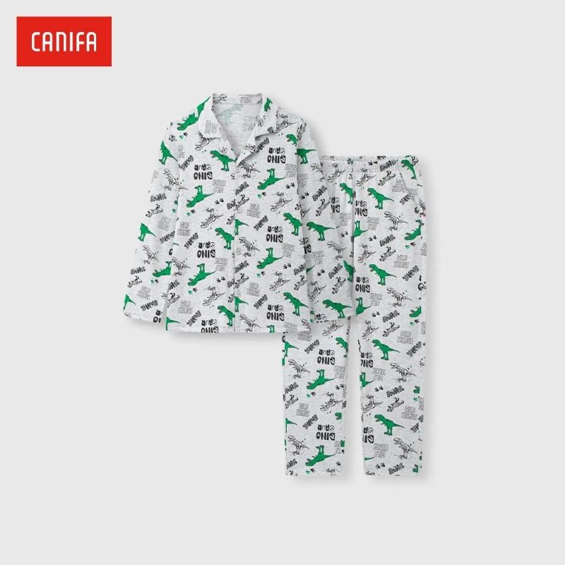 Phối màu hài hòa khi chọn trang phục cho bé trai 8 tuổi