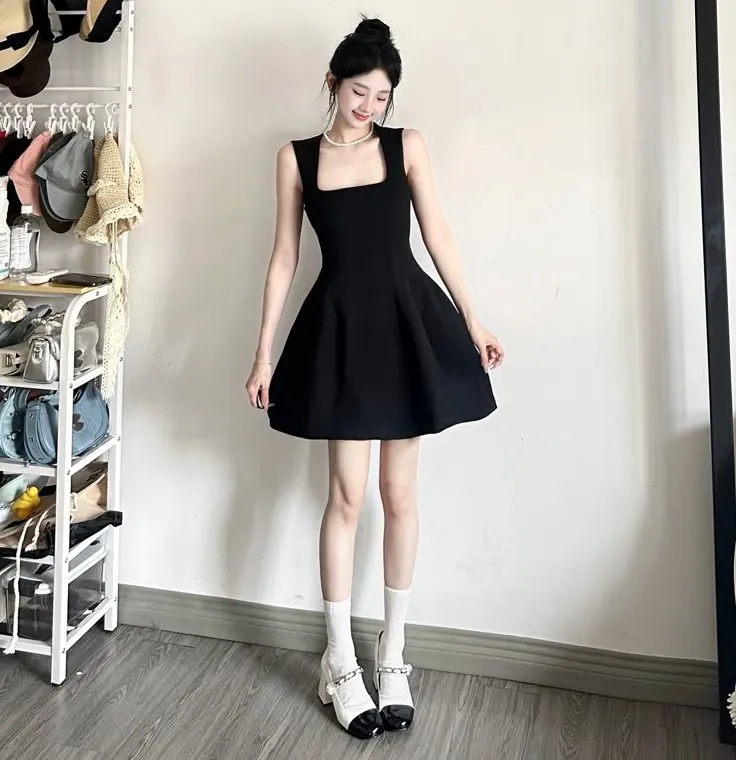 Diện Mary Jane với đầm ngắn siêu xinh