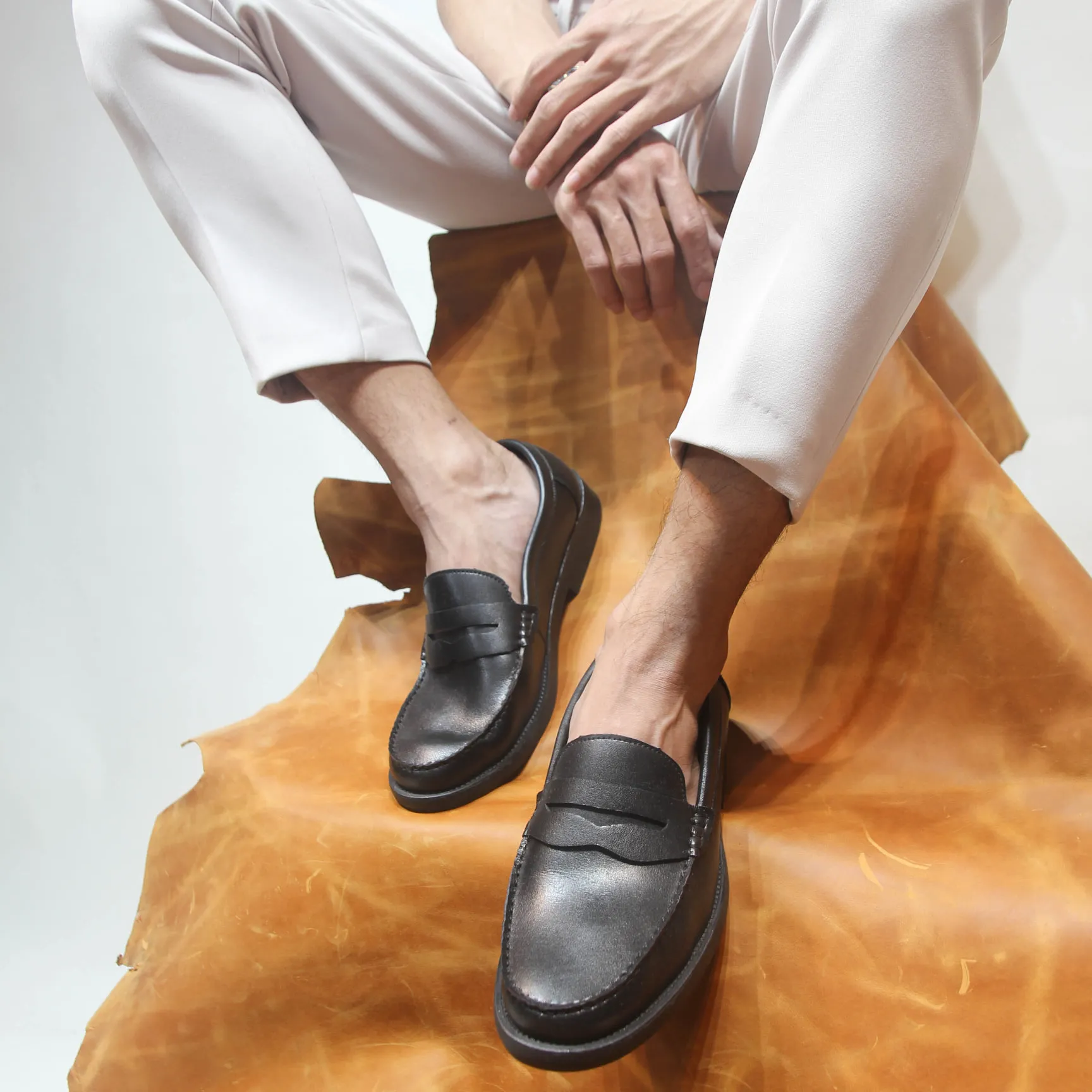 Mẫu Penny Loafer thanh lịch và cổ điển.