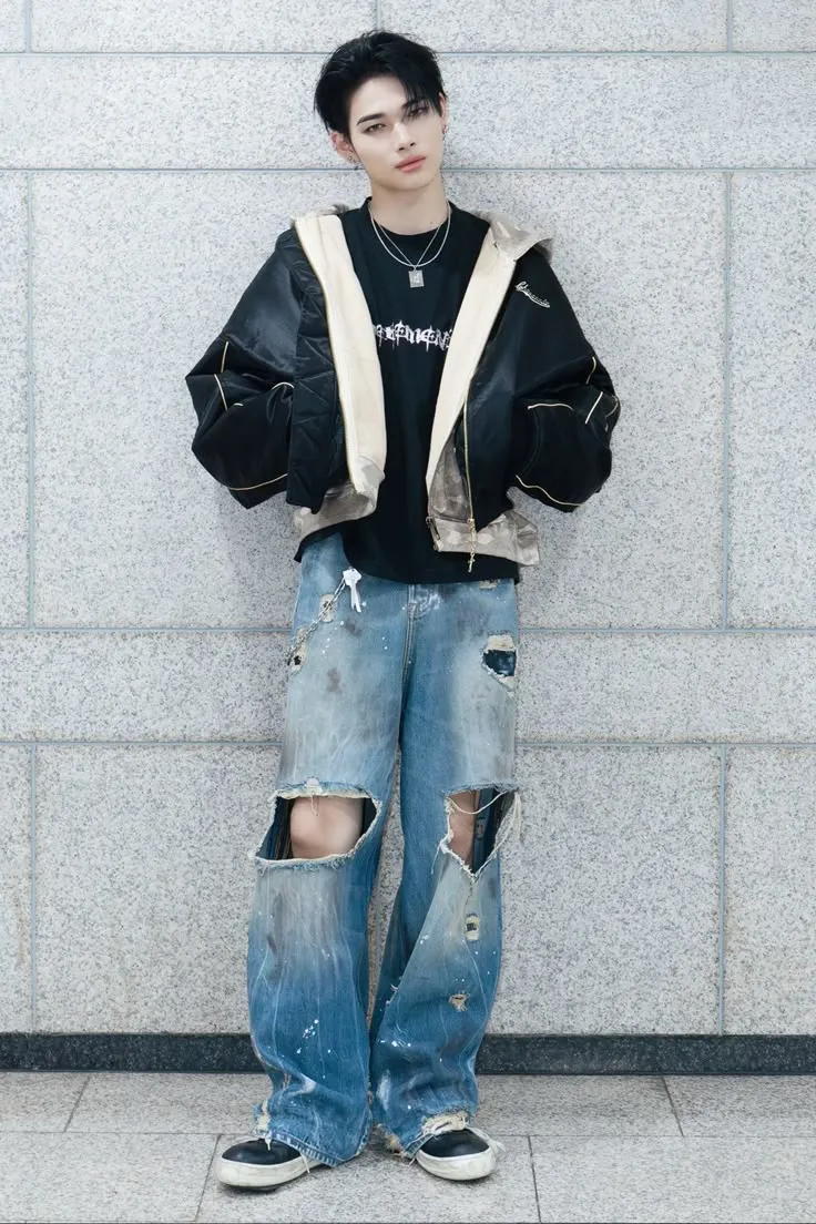 Phối đồ với quần jeans rách cá tính cho nam