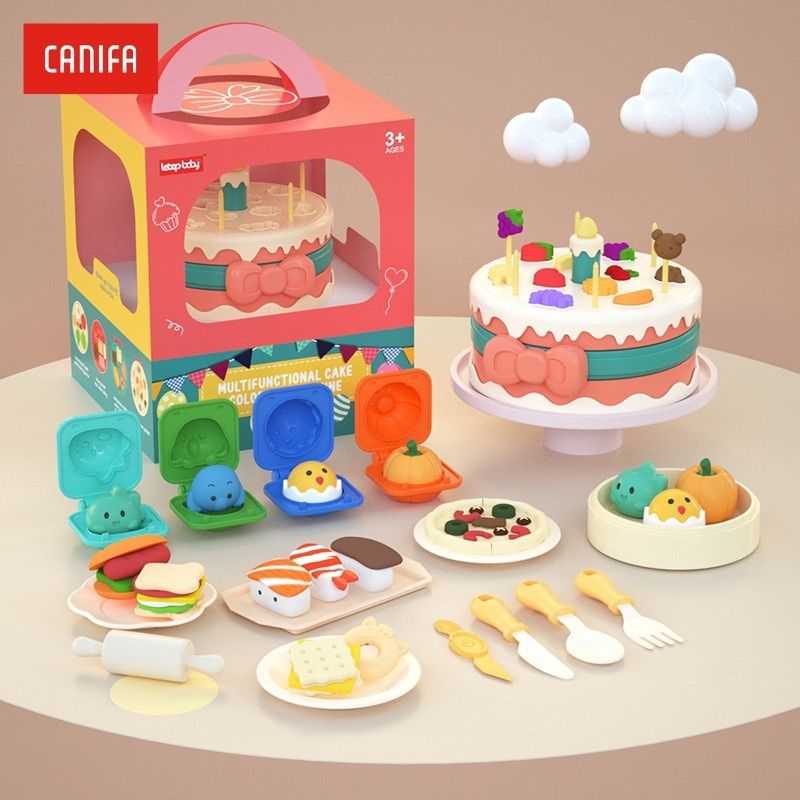 Bé thỏa sức sáng tạo với đất nặn