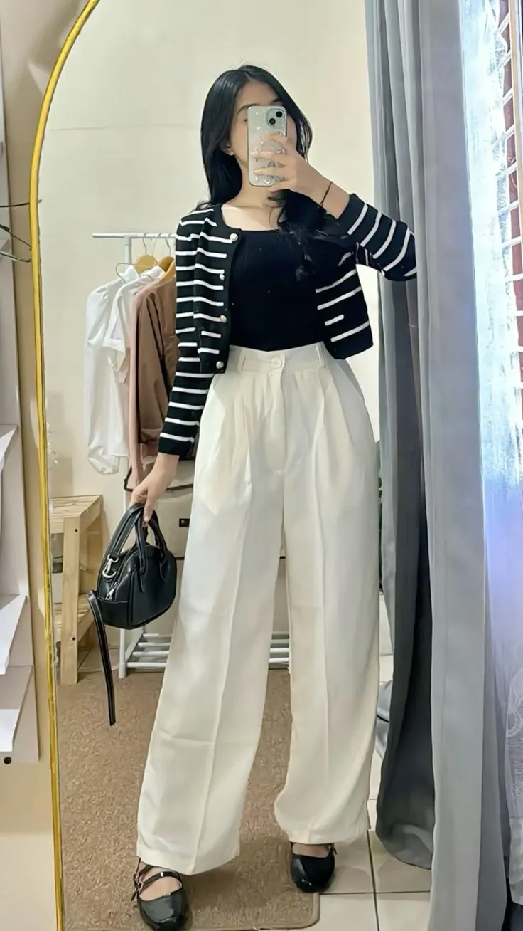 Áo croptop phối quần ống rộng tạo hiệu ứng tôn dáng cho người quả lê